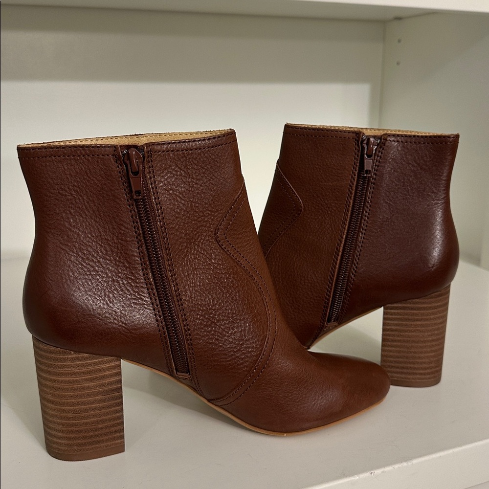 Lucky Brand Leather Ankle Boots - Picture 7 of 8
